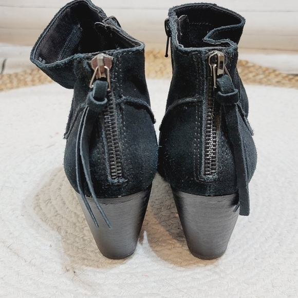 STEVE MADDEN Milaan Bootie in Black Suede, SZ 7.5 - Picture 3 of 16